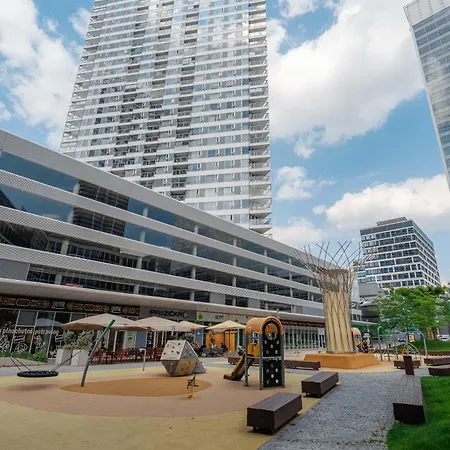 High Floor 2br Downtown With Danube View Balcony Parking Available Appartement *