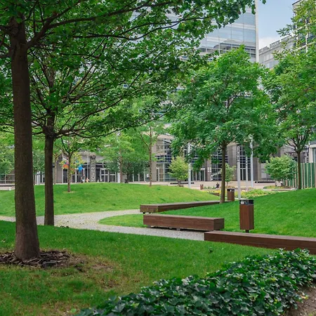 High Floor 2br Downtown With Danube View Balcony Parking Available Appartement Bratislava