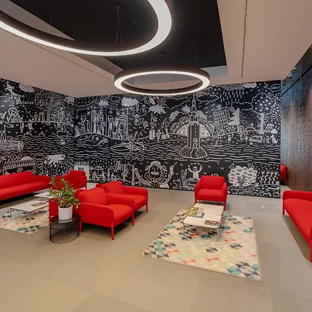 High Floor 2br Downtown With Danube View Balcony Parking Available Lägenhet