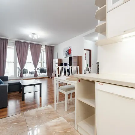 High Floor 2br Downtown With Danube View Balcony Parking Available Apartmán Bratislava