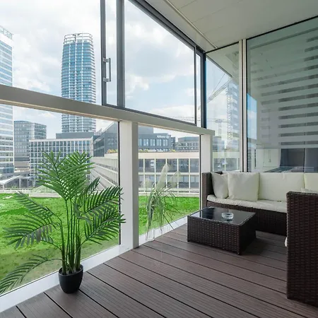 High Floor 2br Downtown With Danube View Balcony Parking Available Appartamento Bratislava