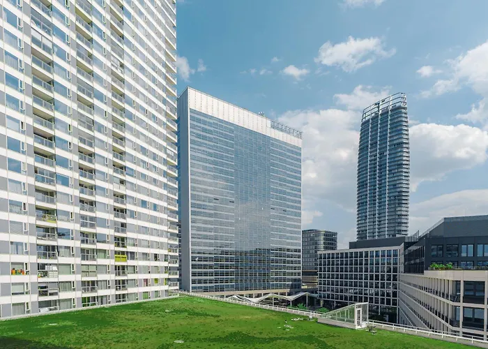 High Floor 2br Downtown With Danube View Balcony Parking Available * 브라티슬라바