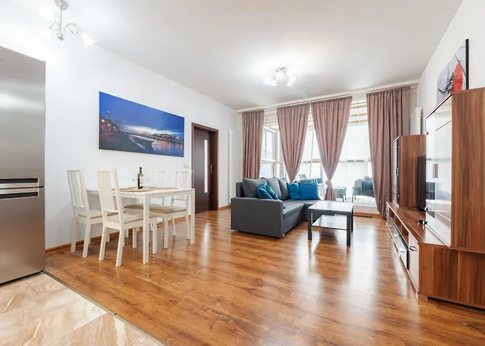 High Floor 2br Downtown With Danube View Balcony Parking Available