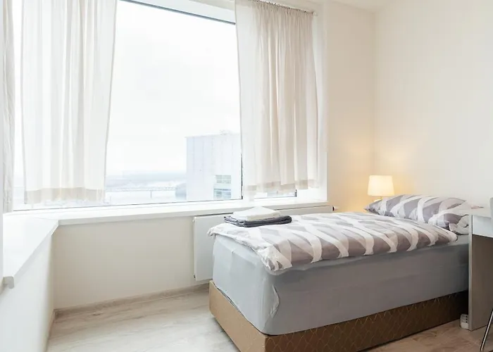 High Floor 2br Downtown With Danube View Balcony Parking Available 아파트 *