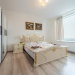 Daire High Floor 2br Downtown With Danube View Balcony Parking Available