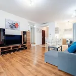 Daire High Floor 2br Downtown With Danube View Balcony Parking Available Bratislava