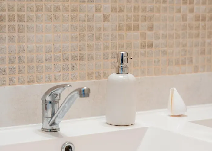 شقة High Floor 2br Downtown With Danube View Balcony Parking Available