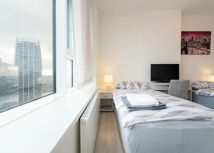 شقة High Floor 2br Downtown With Danube View Balcony Parking Available